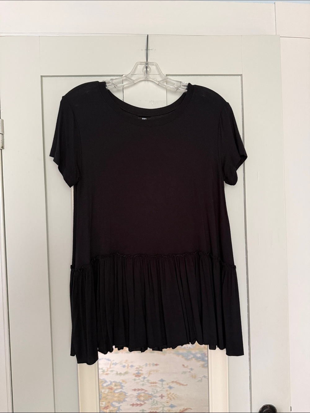 Black Short Sleeve Peplum Hem Top